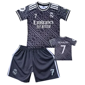 Míčový sport Numberoplus Premium dětský fotbalový dres Komplet Real Madrid FC - Cristiano Ronaldo.CR7 Fly Better Velikost: 16 let (vel.166-172)