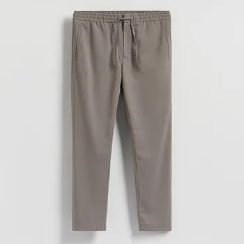 Pánské kalhoty Reserved - Kalhoty jogger se sklady - kávová - 256BK-84X - 256BK-84X-L