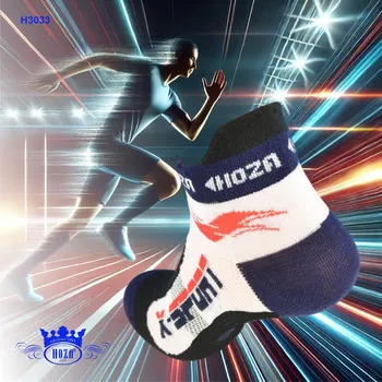 Pánské ponožky H3033-Kotníčkové ponožky HOZA proti plísni a zápachu od 99kč Barva: Bílá-černá-modrá, Velikost: 43-46