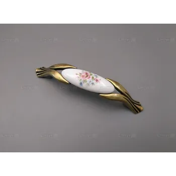 Nábytkové kování M95K09646.09 porcelánová úchytka 96mm