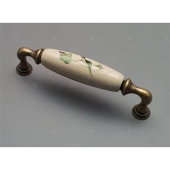 Nábytkové kování rustikální úchytka 128mm 15136K12868.09B