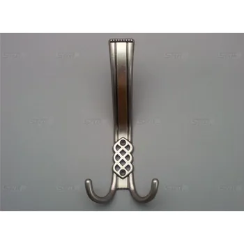 Věšák 43144Z17300.19 starostříbrný věšák antik