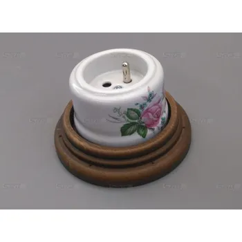 Elektrická zásuvka Dekorovaná zásuvka Garby s dřevěnou podložkou