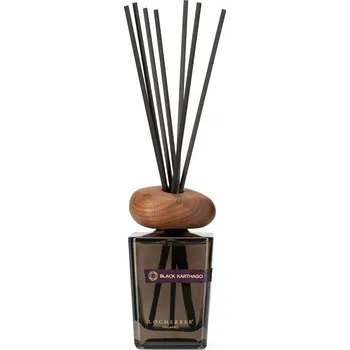Aroma difuzér Dárková sada Aroma difuzér s tyčinkami s náplní BLACK KARTHAGO 250 ml + ručně opracované víčko do tvaru oblázku z ořechového dřeva