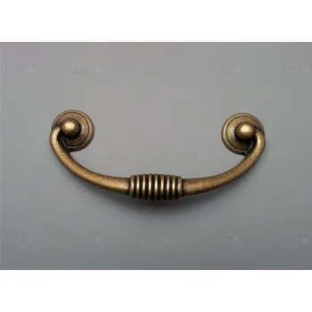 Nábytkové kování 15115Z09600.09 rustikální úchytka