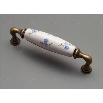 Nábytkové kování 15136K12852.09 rustikální úchytka 128mm