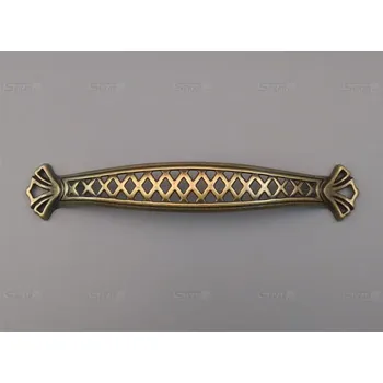 15133Z1280B.09 staromosazná úchytka