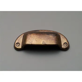 15332Z07800.03 historická úchytka kapsa