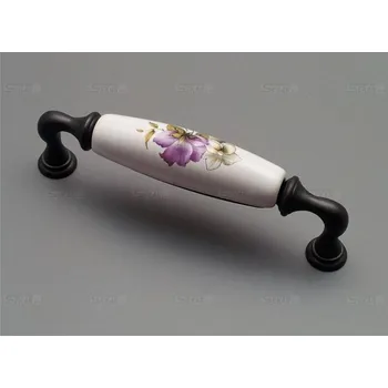 Nábytkové kování 15136K12848.83 porcelánová úchytka 128mm