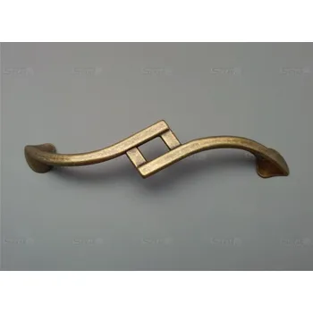 Nábytkové kování 15532Z12800.09 úchytka