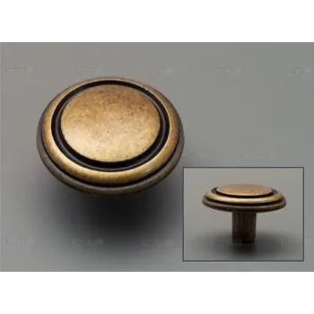 24210Z03000.09 rustikální úchytka knopka