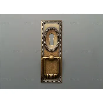 Nábytkové kování 12326Z09701.09 úchytka s otvorem na klíč