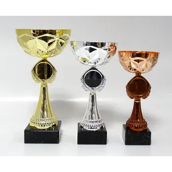 Pohár 507 Emblém MAXI (5cm) vyberte z naší nabídky podle sportu.