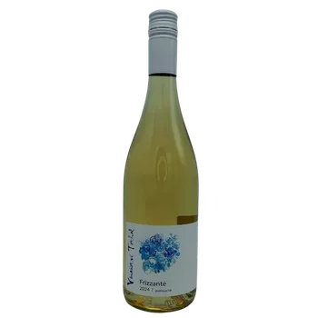 Víno Frizzante - Donauriesling 2024, moravské zemské víno, Vinařství Těthal, polosuché