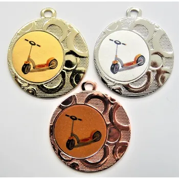 Koloběžka medaile DI4002-L216 Stuhu vyberte z naší nabídky.