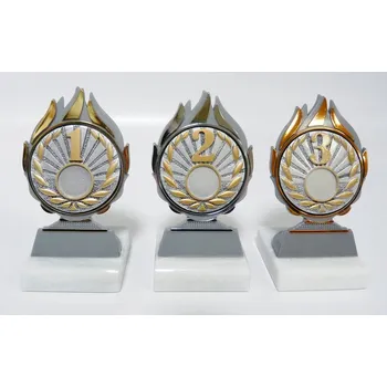 Trofeje s pořadím Q120-802-FG046-8 Emblém MINI (2,5 cm) vyberte z naší nabídky podle sportu.