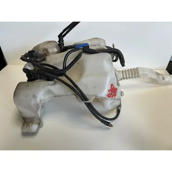 Nádobka ostřikovače Peugeot 5008 xenon