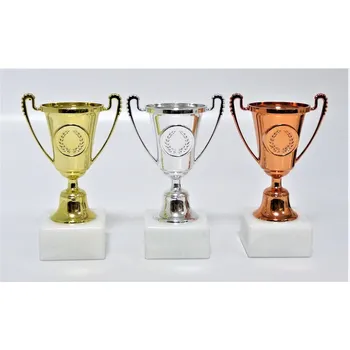 Poháry 374 Emblém MINI vyberte z naší nabídky podle sportu.