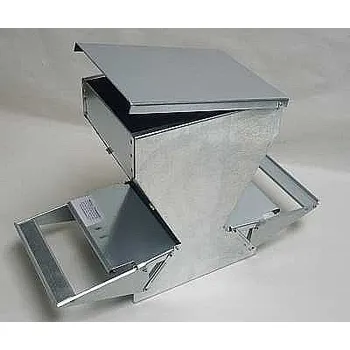 krmítko pro hospodářská zvířata NÁŠLAPNÉ krmítko 20cm 50% úspora krmiva