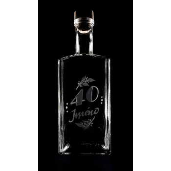 Sklenice Lahev na slivovici 0,5l k 40-tinám s vlastním jménem - ručně ryté (broušené), dárková krabička, možnost jména na přání