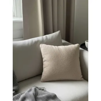 Polštář Sinsay - Dekorativní polštář - béžová - 724GN-08X - 724GN-08X-ONE