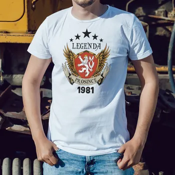 Pánské tričko Legenda z České republiky (měsíc a rok) – Pánské narozeninové tričko s potiskem Barva: 60 - Denim, Velikost: L