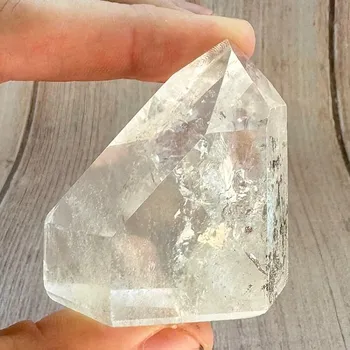 Lodolit - křišťál s inkluzemi špice 25 cca 4,8 x 4,4 cm, 95 g