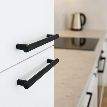 Nábytkové kování Interex Rukojeť RELING / Černá matná 96 mm