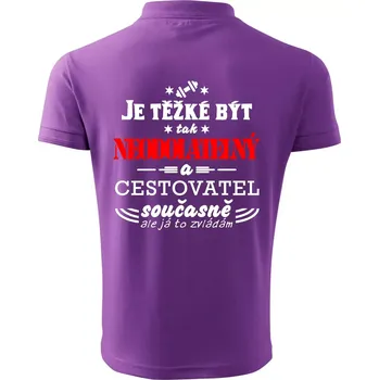 Pánská košile Je těžké být neodolatelný cestovatel - Polokošile pánská Pique Polo 203 - 3XL ( Fialová )