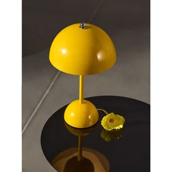 Lampička Sinsay - Stolní lampa - žlutá - 656GM-10X - 656GM-10X-ONE