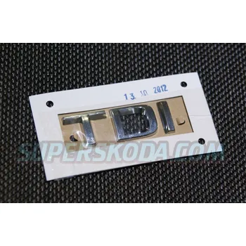 Polep vozidla 3D emblém - TDI chrom
