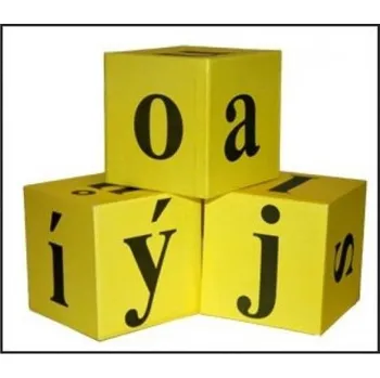 Dřevěná hračka Demonstrační kostky s písmeny - žluté