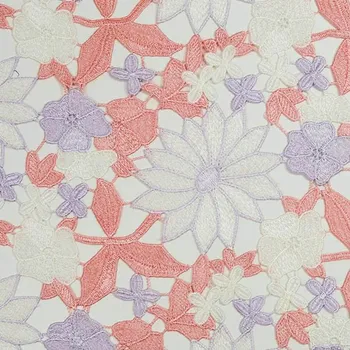 Krajka bílo-růžovo-lila květy, š.130