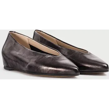 Dámské baleríny WONDERS dámské baleríny na klínku lak stříbrné