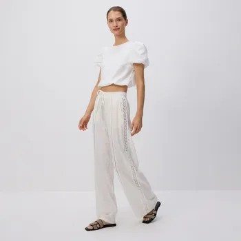 Dámské kalhoty Reserved - Kalhoty s ažurovým zakončením - bílá - 489GG-00X - 489GG-00X-S