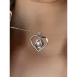 Pan Perla Stříbrný náhrdelník ve tvaru srdce s perlou 91/STR7 Barva řetízku s přívěskem: Stříbrná, Tvar přívěsku: Srdce, Barva perly v mušli: Krémová - Úspěch