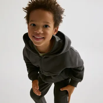 Chlapecká mikina Reserved - Bavlněná mikina s kapucí - tmavě šedá - 006FK-90X - 006FK-90X-92