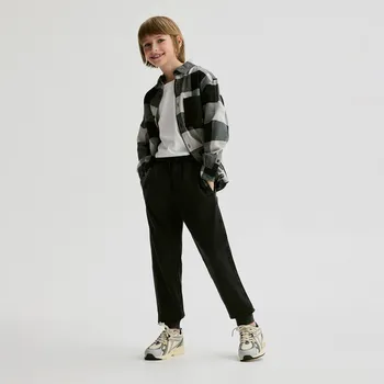 Chlapecké kalhoty Reserved - Bavlněné kalhoty joggers - černý - 784DO-99X - 784DO-99X-146