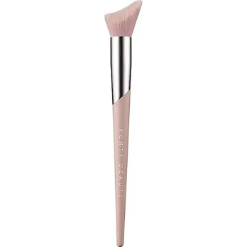 Kosmetický štětec Pinceau Illuminateur 120 - 120 Cheek-Hugging Highlight Brush - Štětec na rozjasňovač - FENTY BEAUTY