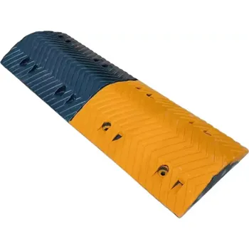 Dopravní zařízení Černo-žlutý plastový průběžný zpomalovací práh - délka 34 cm, šířka 100 cm, výška 7,5 cm