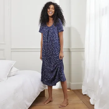 Dámské noční prádlo Dlouhá noční košile s potiskem a krátkými rukávy nám.modrá/purpurová 42/44