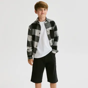 Chlapecké kalhoty Reserved - Bavlněné šortky - černý - 606FM-99X - 606FM-99X-116