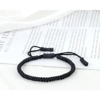 Náramek Náramek štěstí z červené a černé šňůrky | ochranný náramek, ručně pletený náramek - Styl 2 Černá