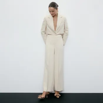 Dámské kalhoty Reserved - Kalhoty s nažehlenými puky - krémová - YT226-01X - YT226-01X-M