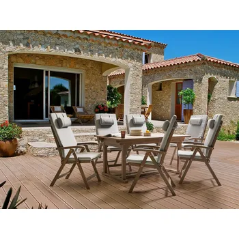 Zahradní nábytek Zahradní jídelní set z masivního akáciového dřeva rozkládací stůl 6 židlí se světle šedými polštáři nastavitelná opěrka skládací rustikální styl Beliani
