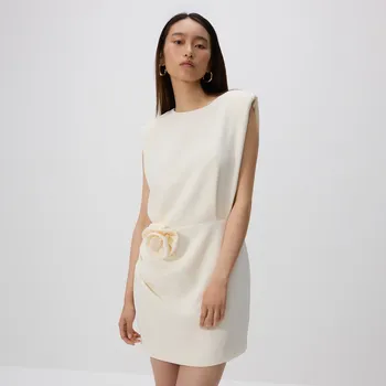 Dámské šaty Reserved - Mini šaty s ozdobnou růží - krémová - 277FH-01X - 277FH-01X-XS