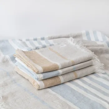 deka Modrá lněná plážová deka 140x170 cm Allure Stripe – Linen Tales ID_1681284