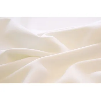 Jemná halenkovina/šatovka v bílé barvě MAR325