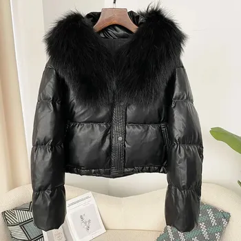 Dámská parka Krátká péřová bunda s límcem z mývalovce Velikost: S, Barva (Varianta): Černá