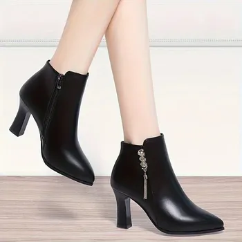 Dámské kozačky kotníkové boty na podpatku se zipem a špičatou špičkou Barva: Černá, Velikost: 34